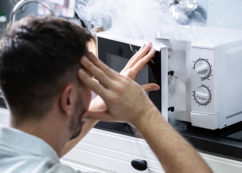 Burnt Plastic Smell Out Of Microwave